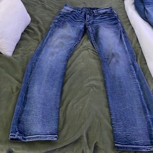 Men’s Buckle Jeans